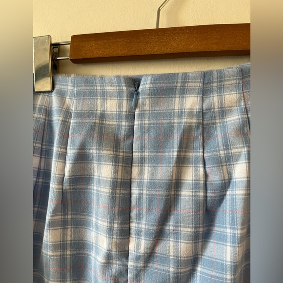Brandy Melville Plaid Mini Skirt- Blue and White - Picture 7 of 9